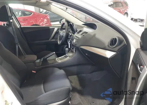 2011 Mazda Mazda3 S Sport из США, поврежденный, VIN JM1BL1K59B1900083